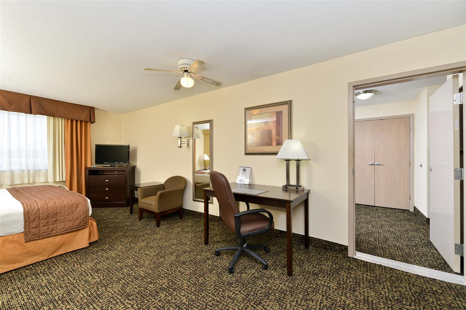 Best Western Elyria Eksteriør billede